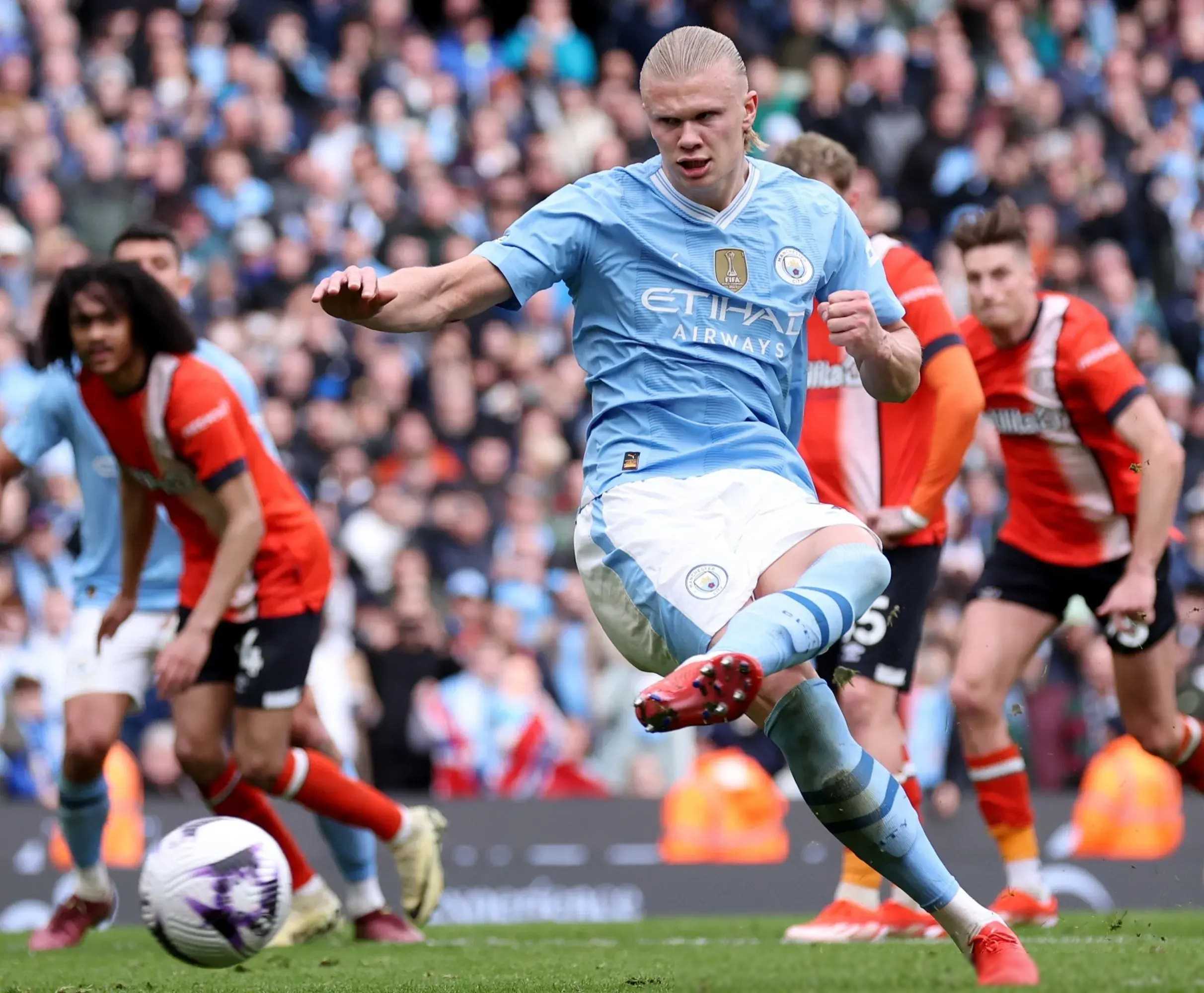 切尔西客场激战获胜，英超联赛战罢升至前列